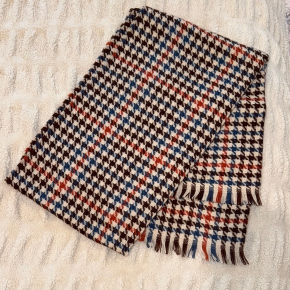 Ann Taylor Houndstooth Scarf in Black, White, and Red - Picture 2 of 4